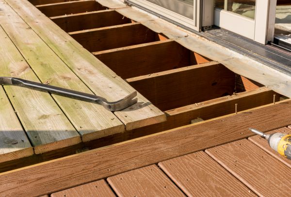 Cost of Old Deck Repair in Glenview