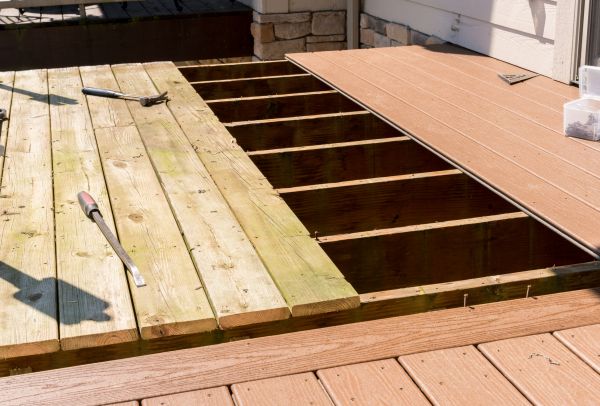 Cost of Deck Floor Replacement in Glenview